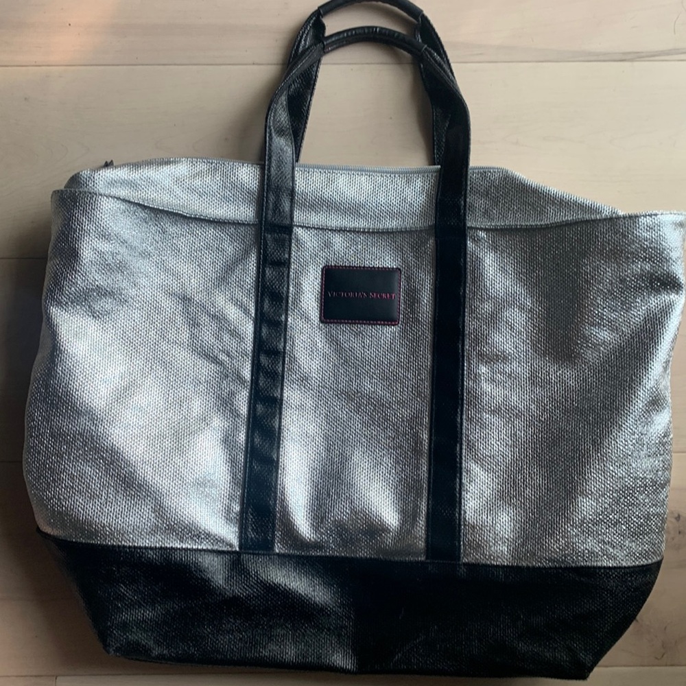 Victoria’s Secret Weekender Bag
